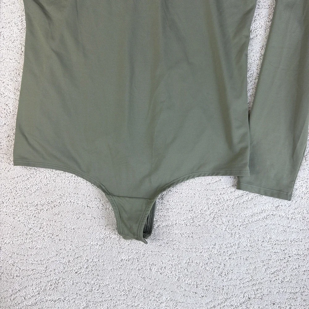 Women's SPANX 1X Long Sleeve Body Suit Tummy Control